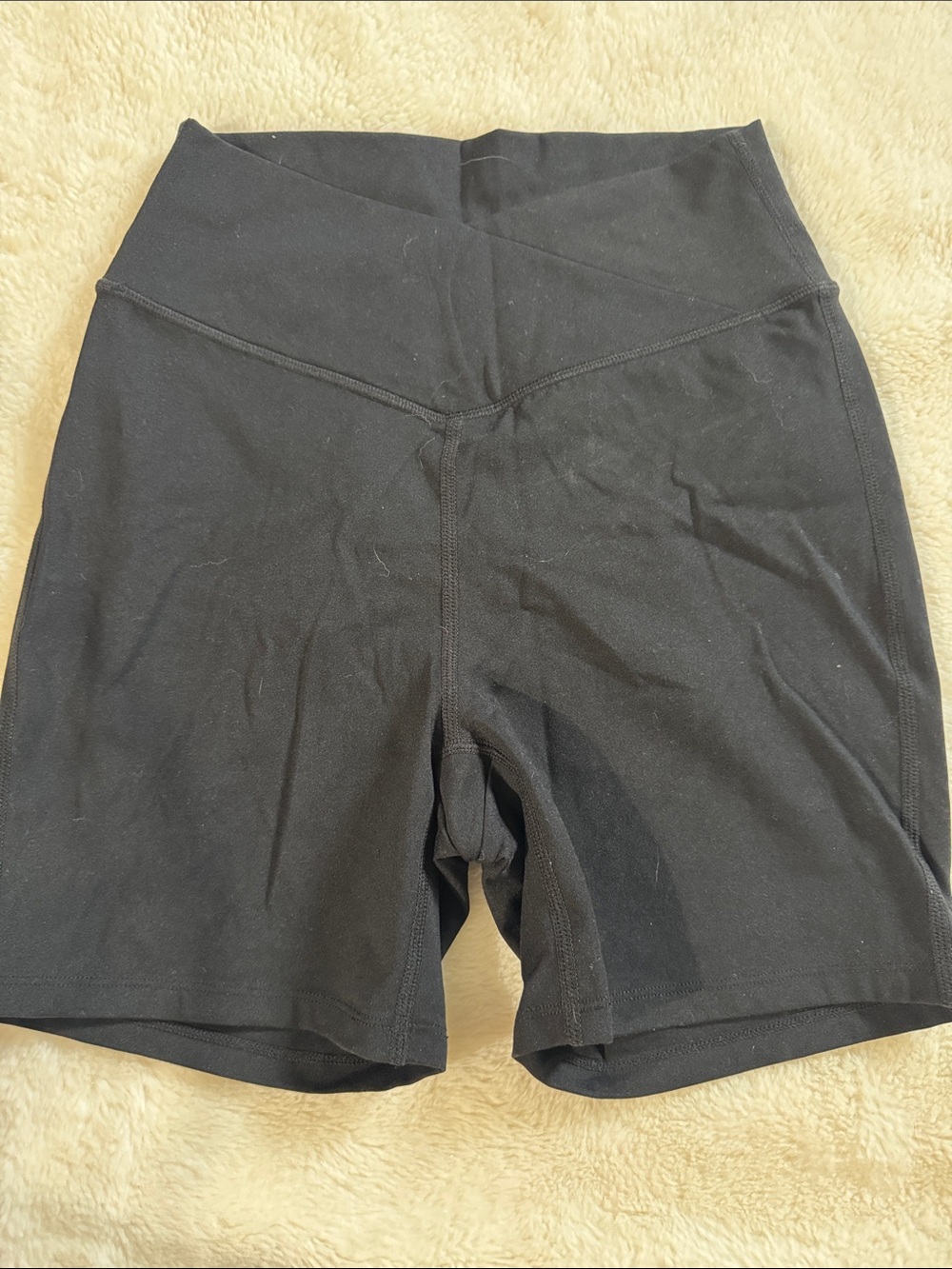 HALARA Black V-Waist Bike Shorts